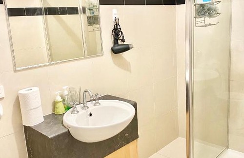 Mill Park Casa | Townhouse