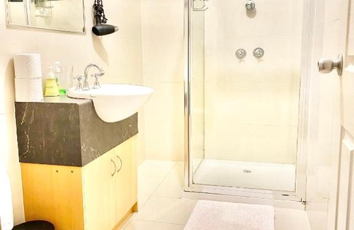 Mill Park Casa | Townhouse