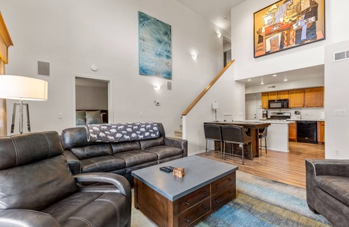 Ponderosa Trails Casa | Townhouse in Flagstaff- 3 bedrooms-4 beds-2 baths w/ Master on Main level & AC