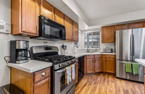 Ponderosa Trails Casa | Townhouse in Flagstaff- 3 bedrooms-4 beds-2 baths w/ Master on Main level & AC