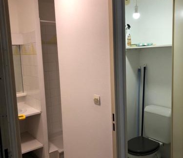 Cadereau Apartamento | Très beau studio près du centre ville