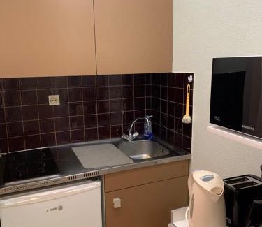 Dax Apartamento | Très jolie studio à louer avec sa belle terrasse de 4m2 idéalement situé dans un hôtel thermale