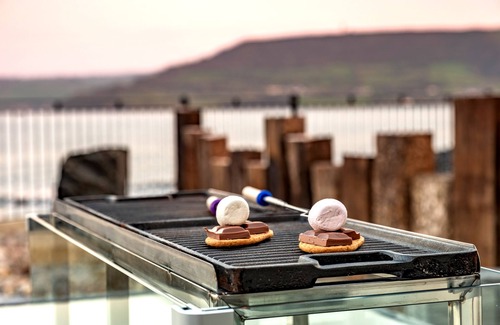 Carnlough Casa | Tradition meets luxury with magnificent sea views