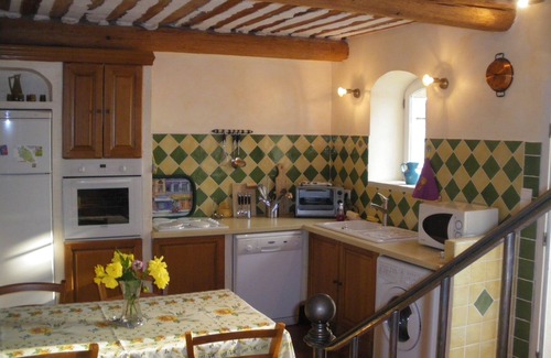 Mazan Casa | Casa tradicional provenzal que ofrece paz y serenidad.