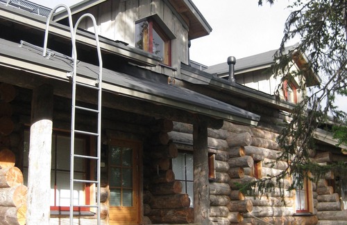 Akaslompolo Cabina | Cabaña de esquí tradicional en un hermoso entorno forestal en Akaslompolo, Yllas
