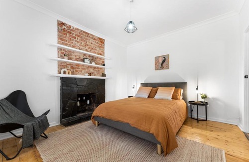 Clare Casa | Trail Side Cottage