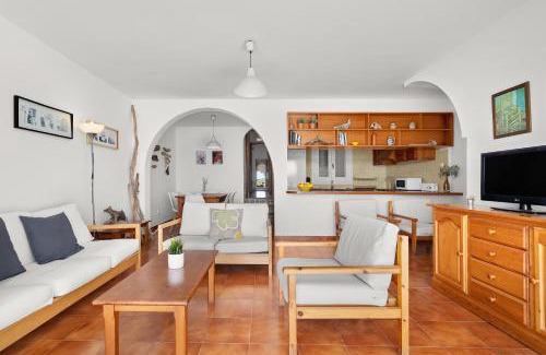 Fornells Casa | Tramontana Apartment 99BJ