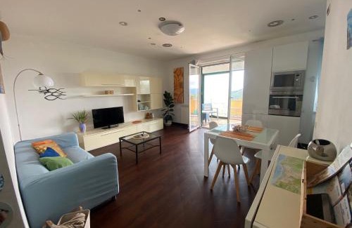 Celle Ligure Apartamento | TraMonti e Mare, vista mare giardino, la casa che in ogni stagione si trasforma!, ideale famiglie con bambini