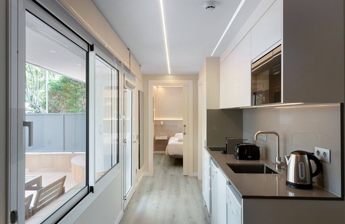 Vilassar de Mar Apartamento | Tramuntana - Apartahotel con Piscina