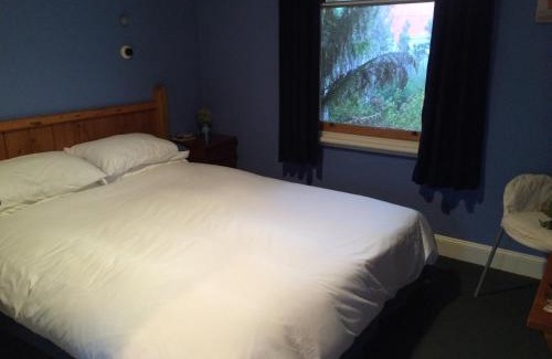 Strahan Casa | Tramway Cottage