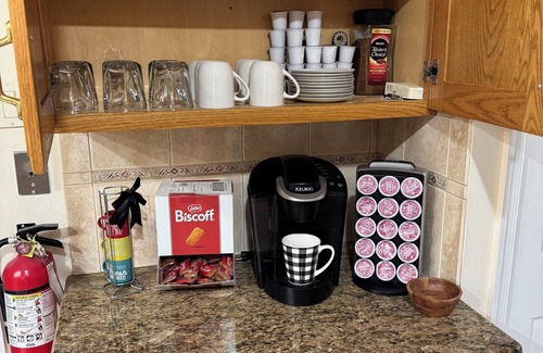 Cheltenham Casa | Tranquil 4-bedroom house with AC in Elkins Park