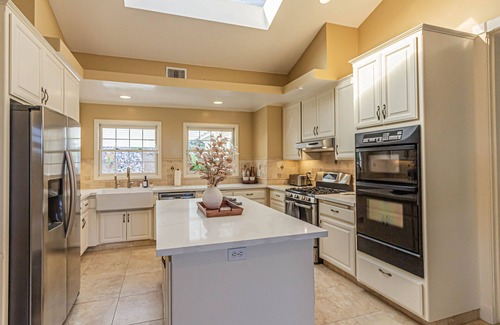 Kit Carson Casa | Tranquil 4BR/3BA Home with Pool/Vineyard.