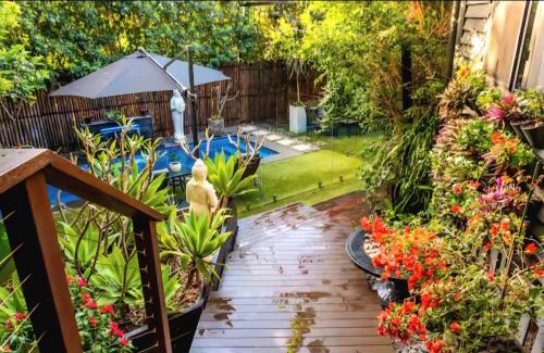 Carrara Casa | Tranquil Balinese Retreat in a resort style oasis