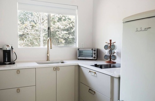 Escondido Casa | Tranquil Escondido Retreat: Private Guesthouse Near Wineries, Hiking, & More!