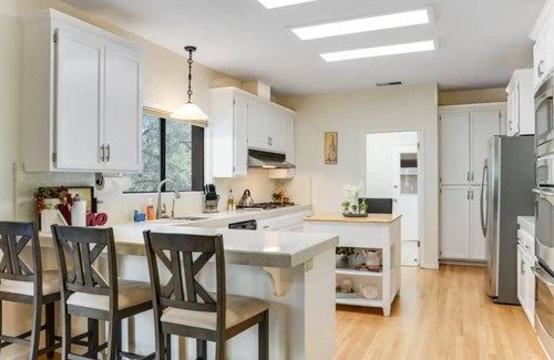 Healdsburg Casa | Tranquil Healdsburg Escape | Near Wineries & Plaza