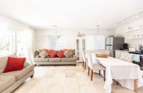 Poway Casa | Tranquila privada North San Diego Cottage / Guest House