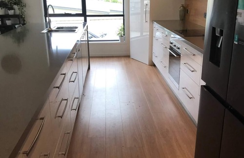 Kingston Casa | Tranquil Retreat 10 min from Hobart - WiFi