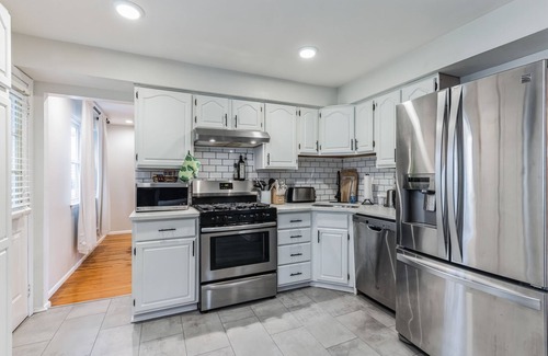 Cherry Hill Casa | Tranquil Retreat in Cherry Hill located near Philadelphia, PA