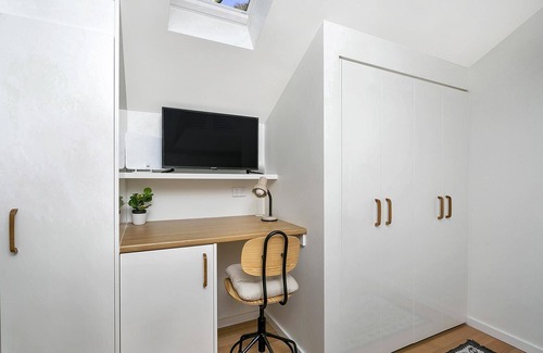 Naremburn Casa | Tranquil Studio - St Leonards - NBN01