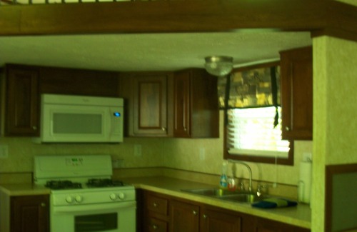 Sturgeon Bay Cabina | Tranquil Timbers Camping Resort