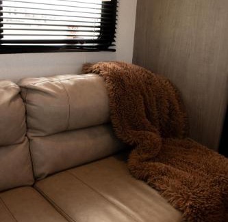 Archie Villa | Tranquil Trailside Stay