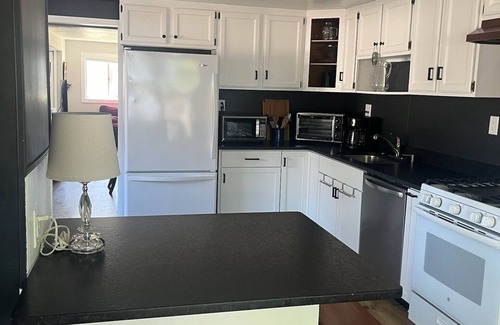 Delavan Casa | Tranquil Waters Retreat, Delavan, WI