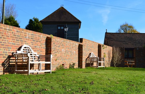 St Leonards-On-Sea Cabaña | Tranquilo, bien equipado de cuatro estrellas en el histórico Cottage '1066 País'