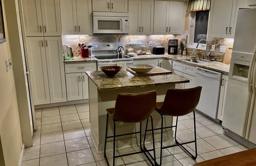 Cummings Cove Condominio | Condominio tranquilo y bien equipado en la comunidad de golf