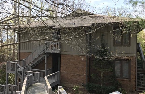 Cummings Cove Condominio | Condominio tranquilo y bien equipado en la comunidad de golf