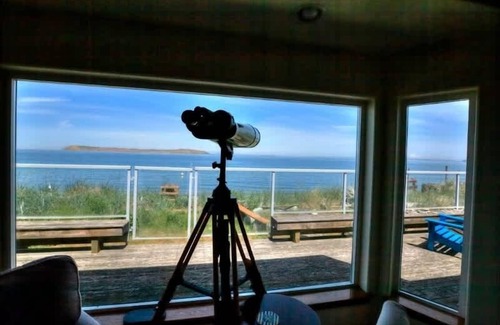 Diamond Point Casa | Casa contemporánea frente al mar en Diamond Point con impresionantes vistas