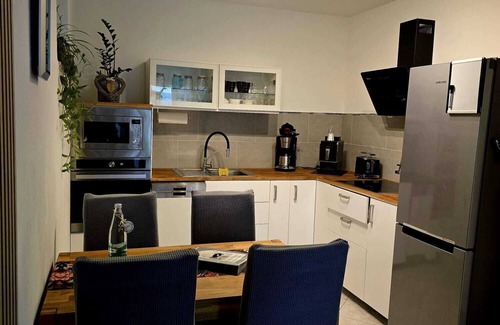 Oberzissen Apartamento | Traumhaftes und Entspanntes Wohnen am Gartenteich