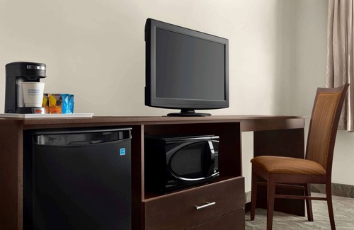 Timmins Hotel | Travelodge by Wyndham Timmins