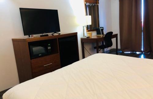 Welland Hotel | Travelodge by Wyndham Welland