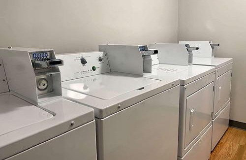 Heart of Missoula Hotel | Travelodge Inn & Suites by Wyndham Missoula University Park