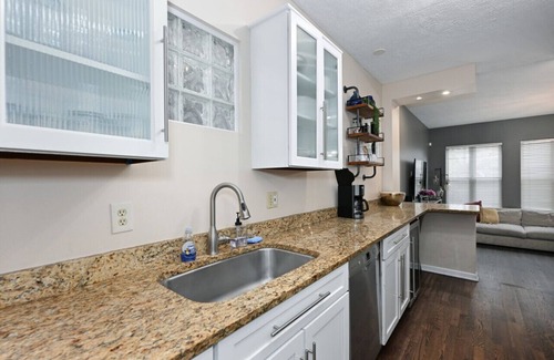 Tremont Casa | Treasure in Tremont! Sleeps 12!