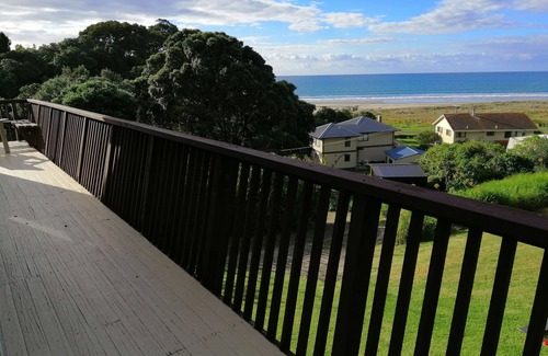 Waiotahi Casa | Tree tops to the sea