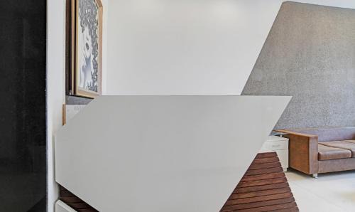 Indore Hotel | Treebo Grand Euro Pipliyahana Square