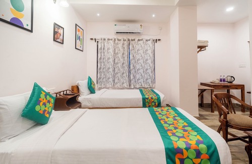 Sualkuchi Hotel | Treebo Kashvijoy