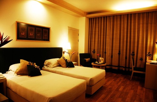 Bhiwadi Hotel | TreeHouse Hotel Club & Spa