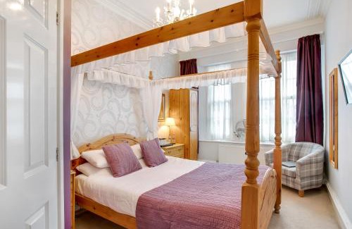 Torquay City Centre Casa | Trelawney Hotel - Guest House