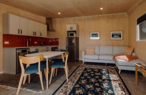 Rewa Casa | Tremorne Stay: Couples Retreat in Taranaki