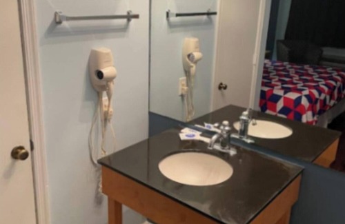 Spindale Hotel | Tri-City Motel by OYO Forrest City Spindale