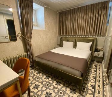 Adalar Hotel | Triada Hotel Büyükada