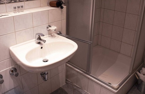 Mettendorf Hotel | Habitación triple - Eifelhotel Im Fronhof