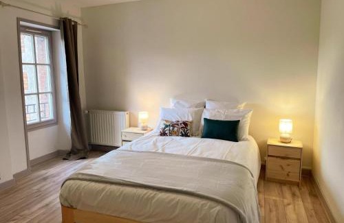 Blois Apartamento | Triplex rénové 4 chambres au cœur de Blois avec wifi - FR-1-491-455