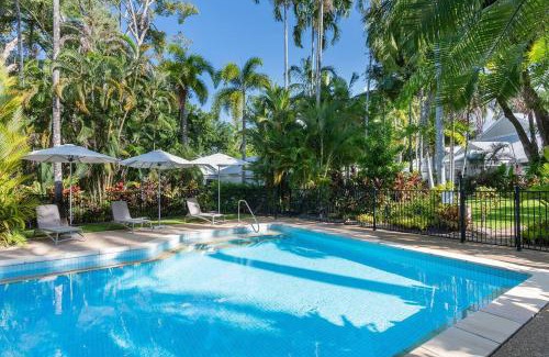 Port Douglas Villa | Tropical Resort-style Living on Mirage Golf Course