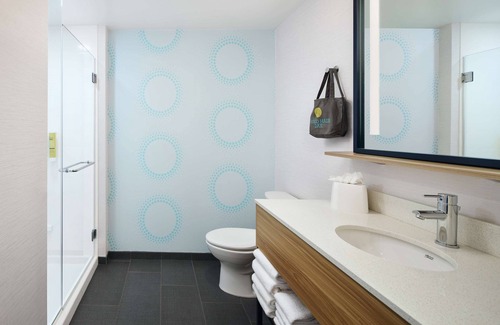 Northlake Hotel | Tru by Hilton Atlanta Northlake Parkway, GA