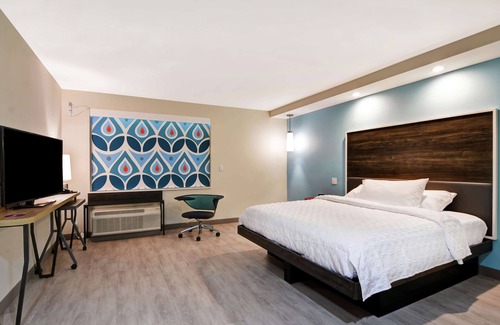 Mid City South Hotel | Tru by Hilton Baton Rouge Citiplace, LA