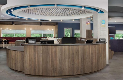 Charlotte Hotel | Tru By Hilton Charlotte Airport Lake Pointe