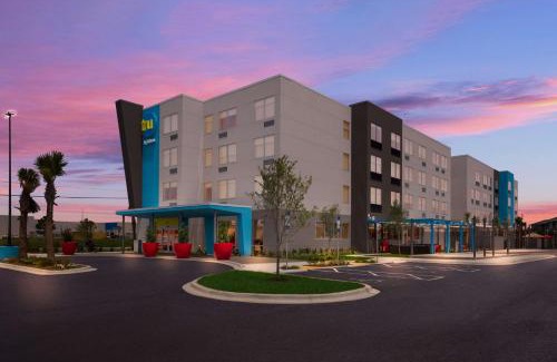 Indian Bayou Hotel | Tru By Hilton Destin